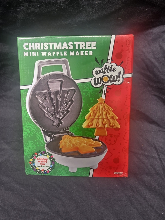 Waffle Wow Other - Waffle Wow! Christmas Tree Mini Waffle Maker